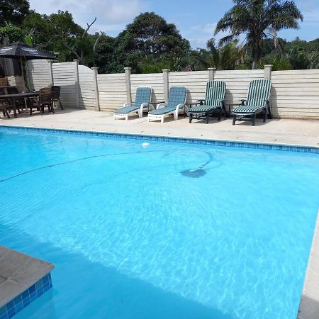 Poolside Guest House Port Shepstone Kültér fotó