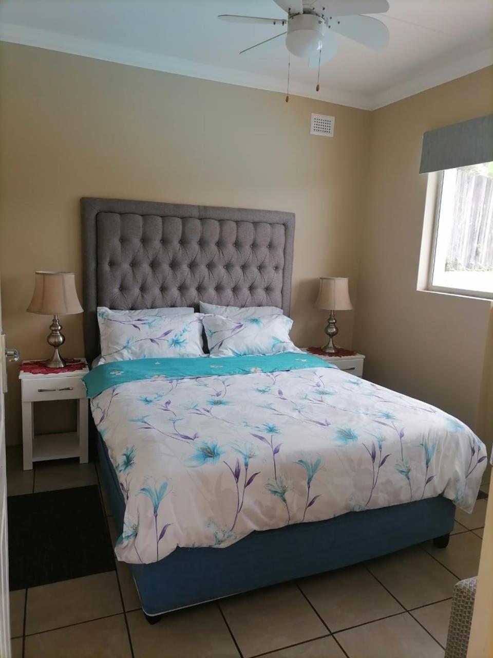 Poolside Guest House Port Shepstone Szoba fotó